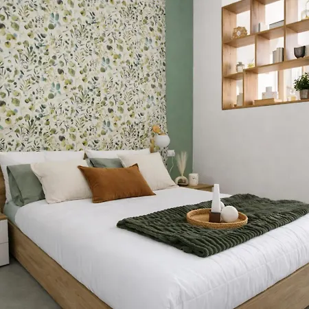 Fiera - Monolocale Vicino Fiera Di E Al Centro Lejlighed